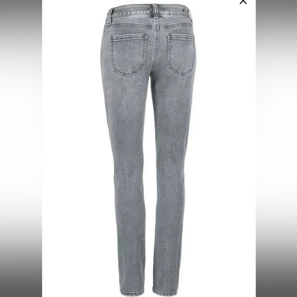 Cabi 4 High Skinny Jeans Gray and Distressed - Picture 5 of 13